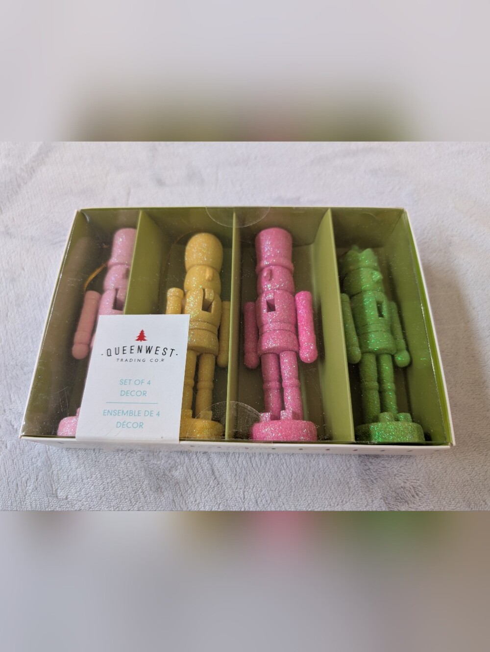 Queenwest Trading Co Set Of 4 Glitter Nutcrackers Decor Ornaments NIB Pink Green